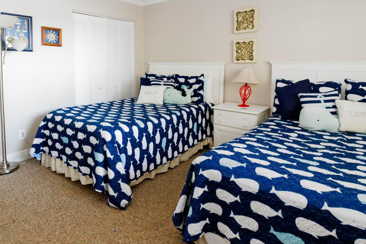 Beachfront & Free Service-master On Gulf! Apartment